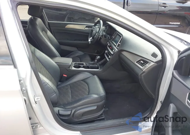 5NPE34AF4JH676012: 43741423