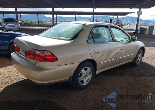 1HGCG1655YA028823: 43741498