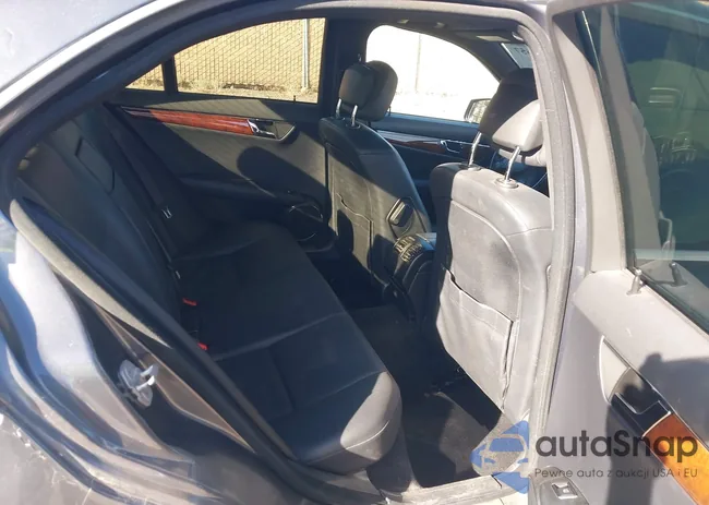 WDDGF8BB5BF540430: 43740657