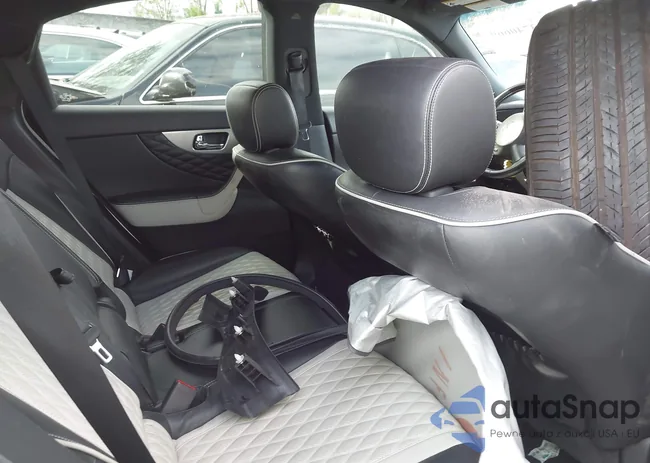 JN8CS1MU2HM140764: 43740669