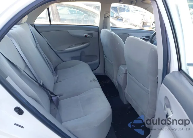 2T1BU4EE2AC501438: 43740672