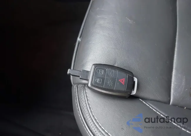 YV1672MC0DJ144003: 43740907