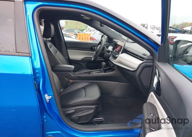 3C4NJDCN0ST605899: 43741000