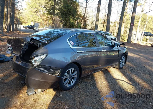 1HGCR2E30EA092005: 43742189