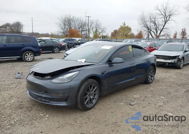 5YJ3E1EB1NF194058: 43742214