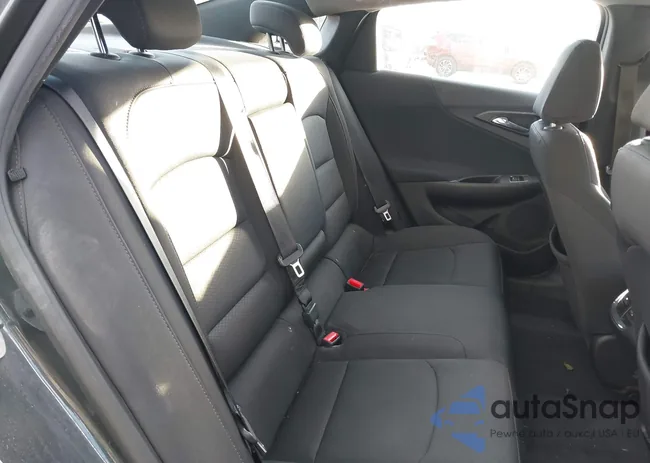 1G1ZD5ST6JF219939: 43742533