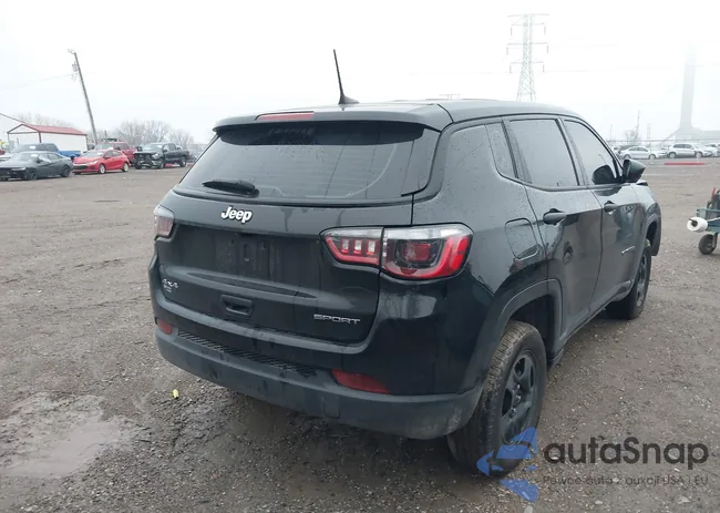 3C4NJDAB9MT578732: 43742564