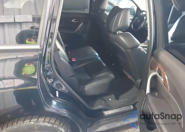 2HNYD2H28BH523252: 43742608