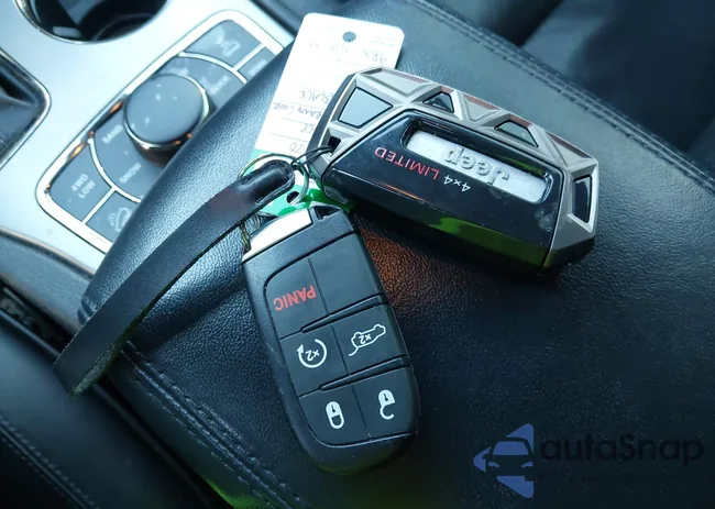 1C4RJFCG5LC257805: 43741686