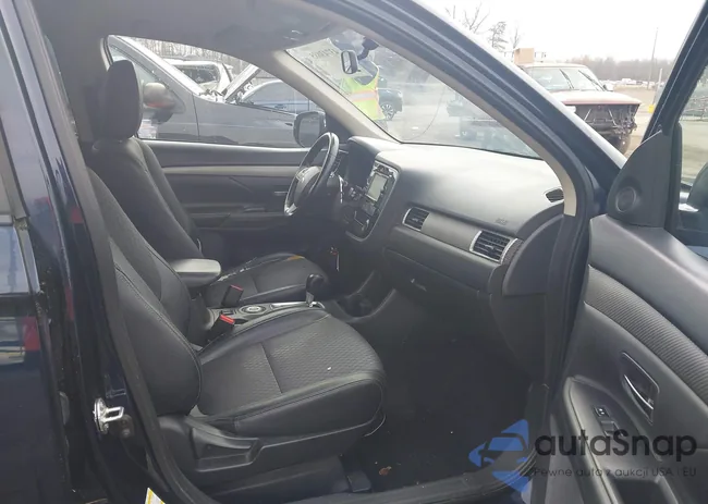 JA4AZ3A39FZ010786: 43743085