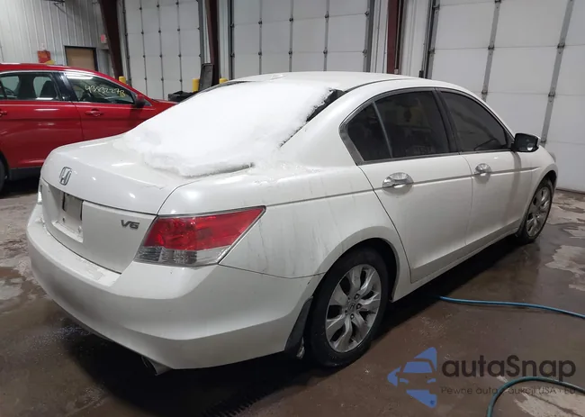 5KBCP3F84AB016973: 43743168