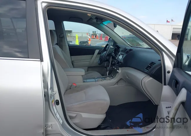 5TDBK3EH0DS182935: 43743425