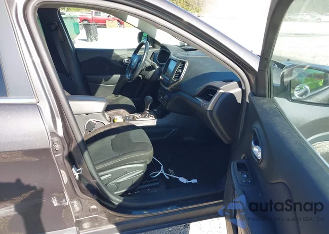 1C4PJMCS2GW220134: 43743553