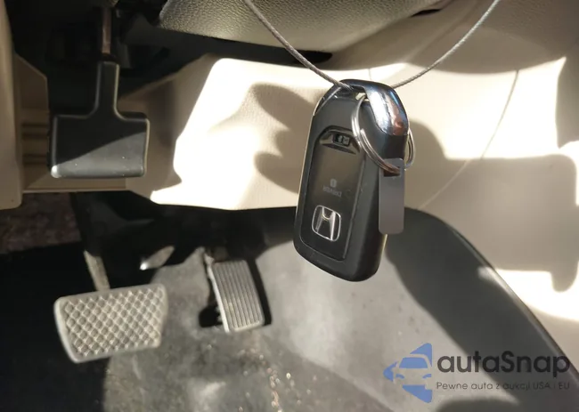 1HGCR2F86EA242063: 43743582