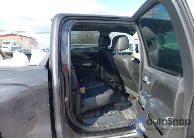 3GCUKREC9GG240236: 43743608