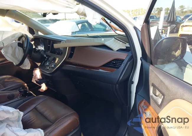 5TDYK3DC2FS556173: 43742645