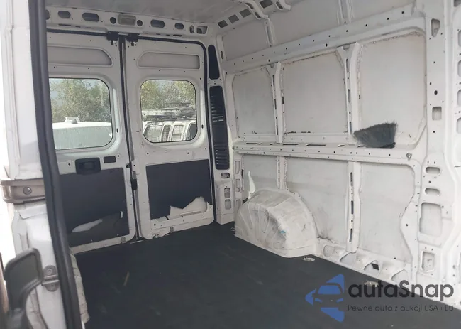 3C6TRVDG5LE133699: 43742883