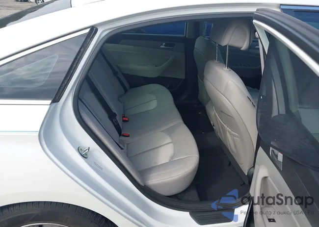 KMHE24L18GA021819: 43742951