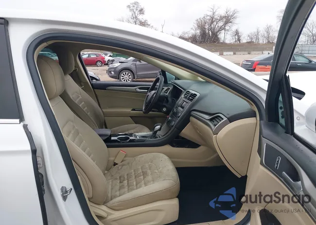 3FA6P0H73DR204634: 43744029