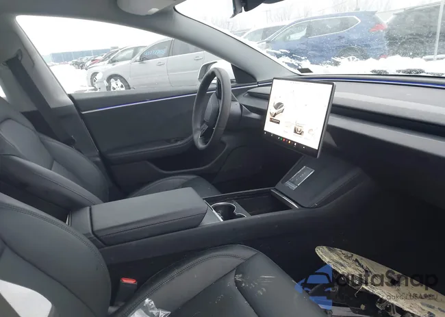 5YJ3E1EB6SF876848: 43744165