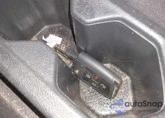 3VWAM7BU2RM076165: 43744232