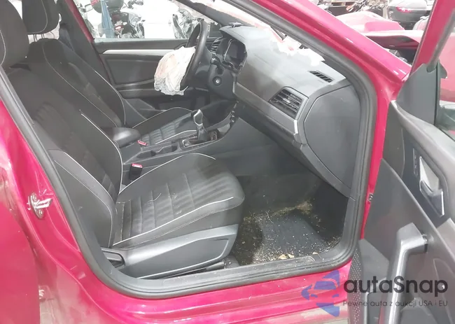 3VWAM7BU2RM076165: 43744232