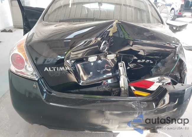 1N4AL2AP0CC183783: 43744330