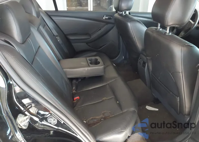 1N4AL2AP0CC183783: 43744330