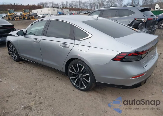 1HGCY2F8XPA065779: 43744418