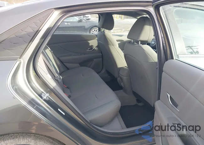 KMHLL4DG4RU759187: 43744473