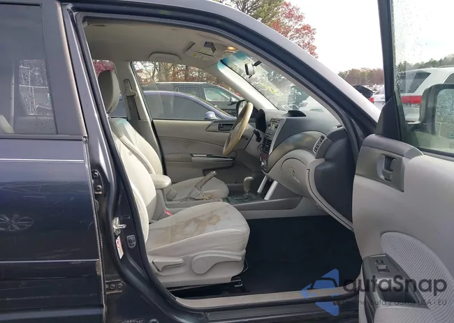 JF2SHABC6DH413404: 43744531