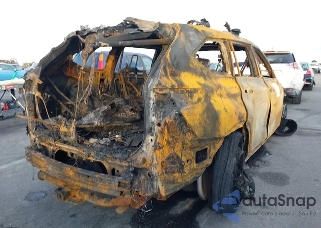 5TDDBRCH4MS018070: 43744564