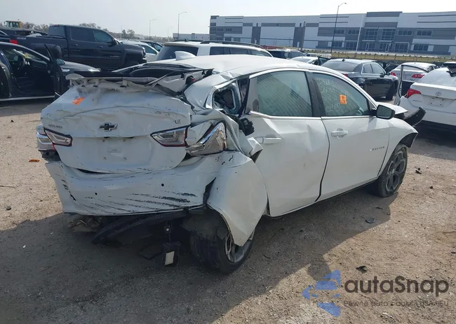 1G1ZD5ST2PF190383: 43744576