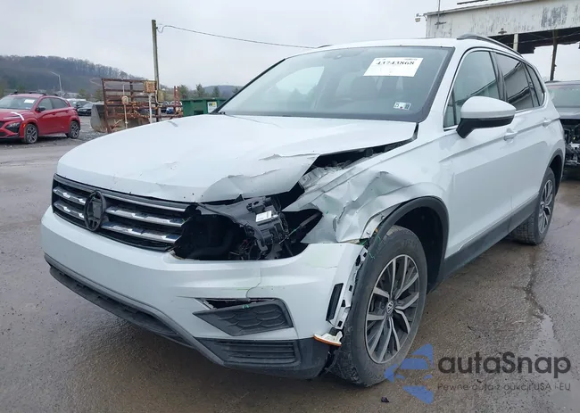 3VV2B7AX4JM194555: 43743868