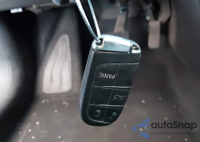 1C3CCCAB7FN642348: 43743974