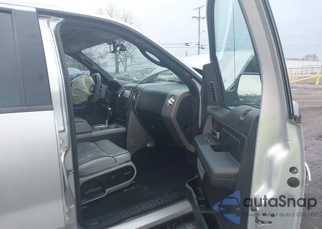 5LTPW18586FJ19694: 43745329