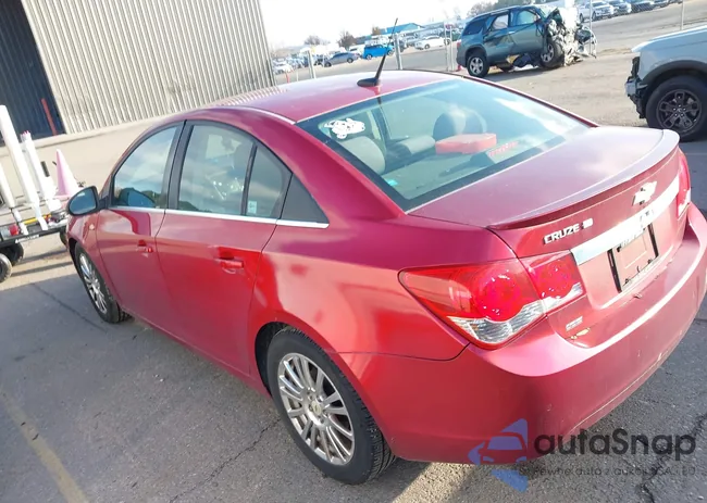 1G1PJ5S97B7274710: 43745341