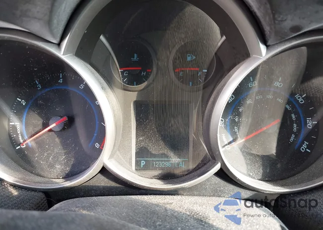 1G1PJ5S97B7274710: 43745341