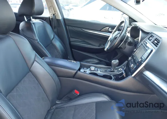 1N4AA6AP7HC395570: 43745357