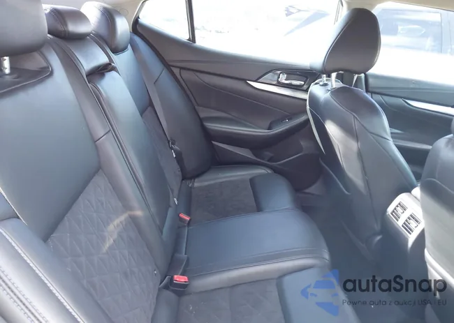 1N4AA6AP7HC395570: 43745357