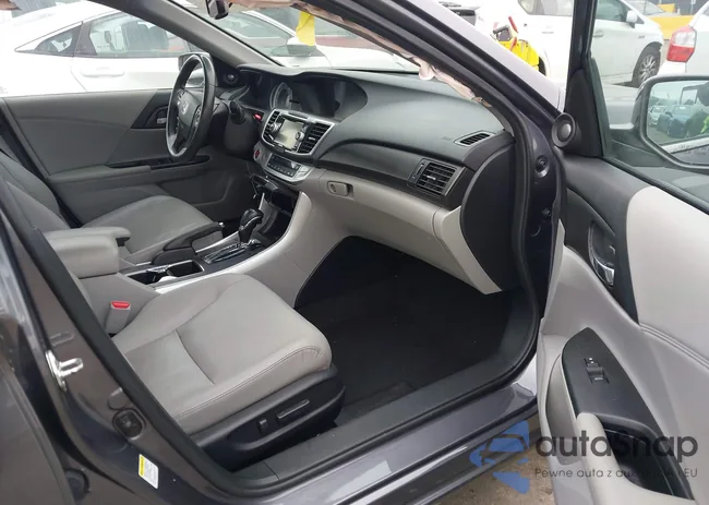 1HGCR2F80DA256006: 43745527