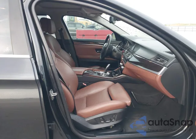 WBAFR7C55BC608773: 43744656