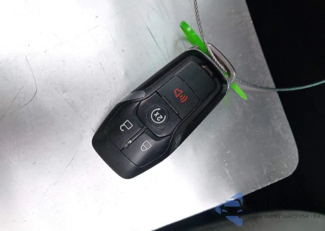 1FM5K8D8XHGA28238: 43744689