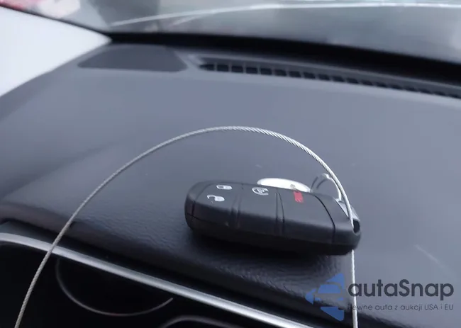 3C4NJDBB4JT153266: 43744728