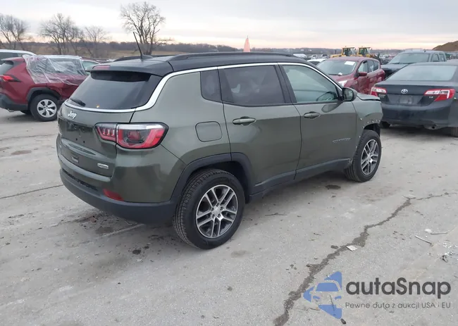 3C4NJDBB4JT153266: 43744728