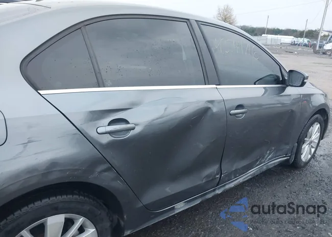 3VWD17AJ8FM306963: 43744776