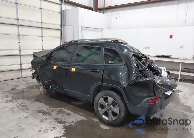 1C4PJMCS7GW285299: 43744908