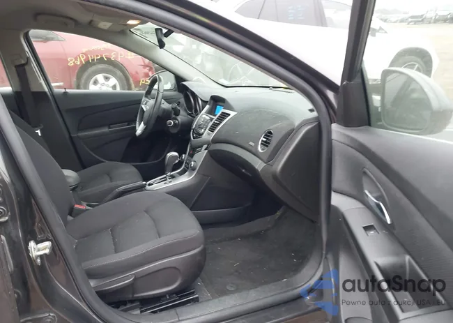 1G1PC5SB1E7315012: 43744968