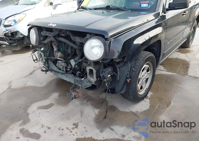 1C4NJPBA9GD769357: 43746112