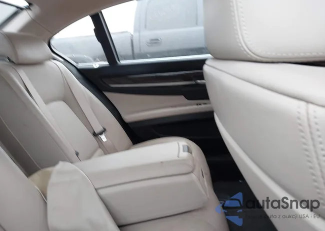 WBAKC6C55CC395805: 43746134